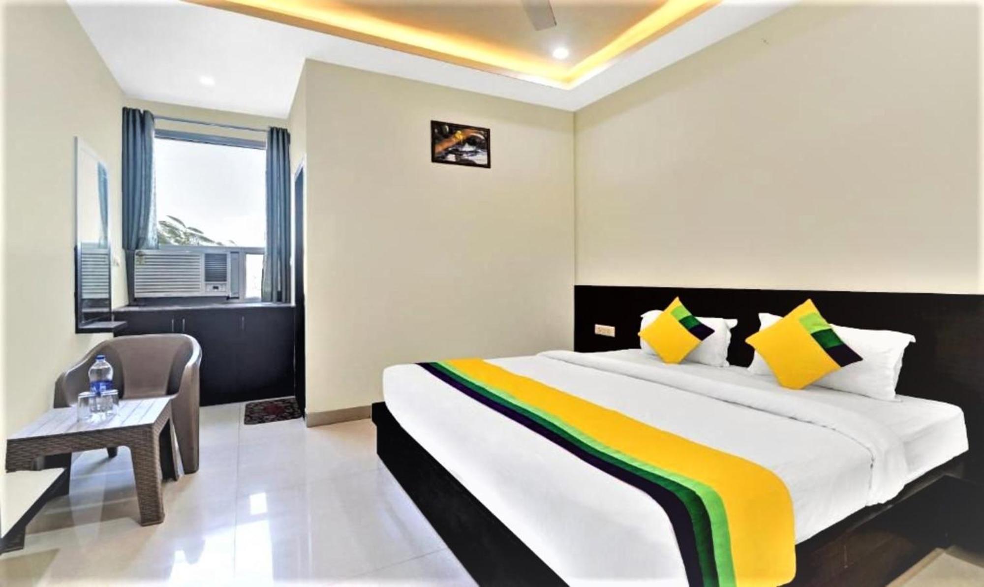 Hotel Ravi Residency Bharatpur Ngoại thất bức ảnh
