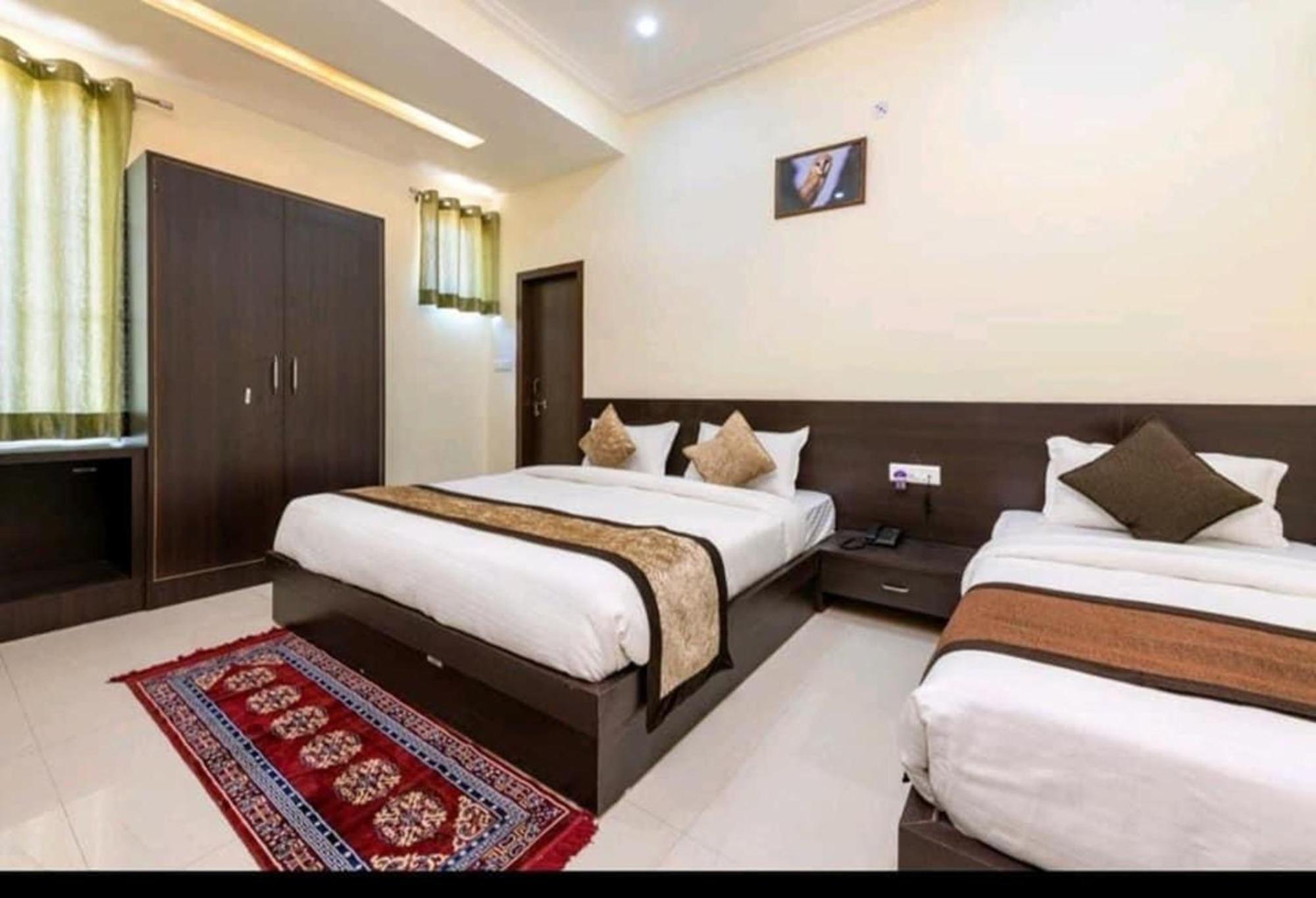 Hotel Ravi Residency Bharatpur Ngoại thất bức ảnh